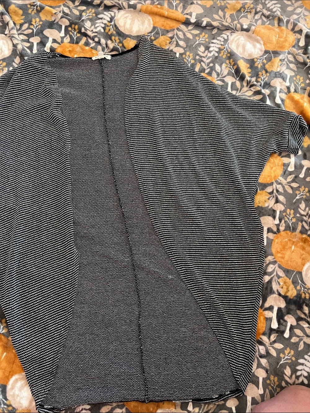Rolla Coster Black & White Textured Knit Cardigan